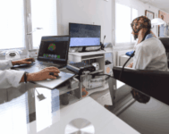 Neurofeedback et TDAH : un éclairage scientifique en 2025. Efficacité réelle, limites, types de dispositifs et dérives commerciales expliqués.